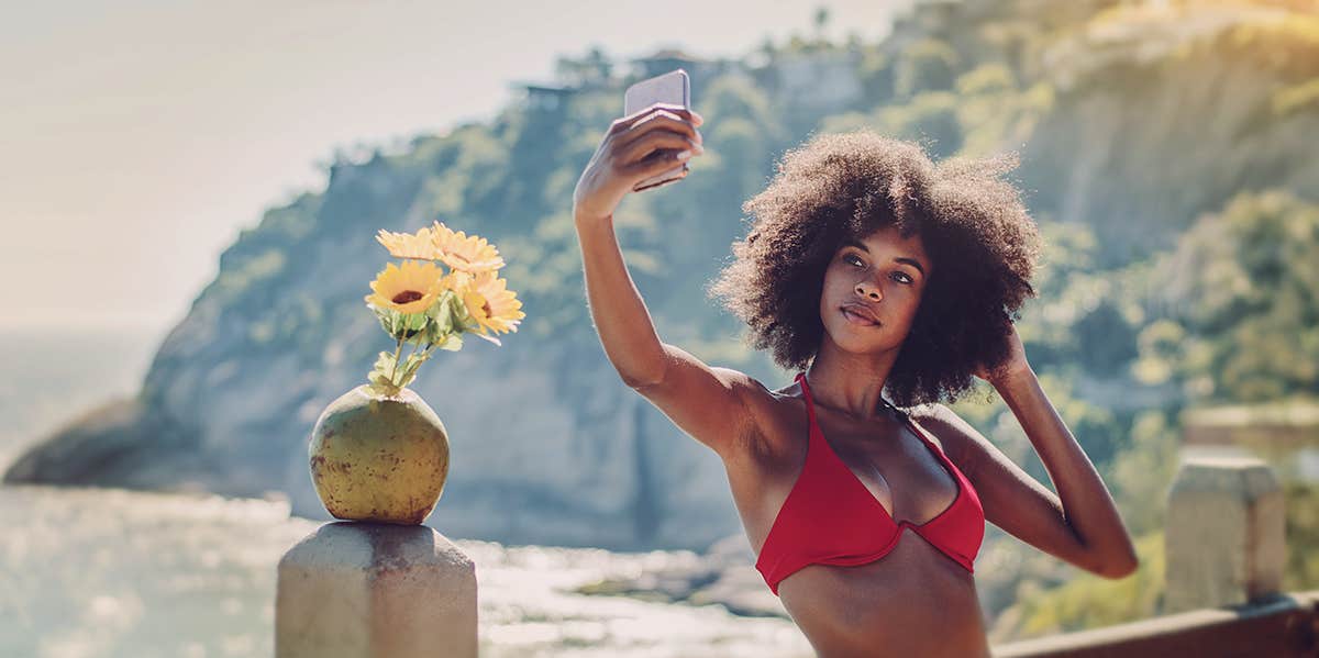 woman taking selfie