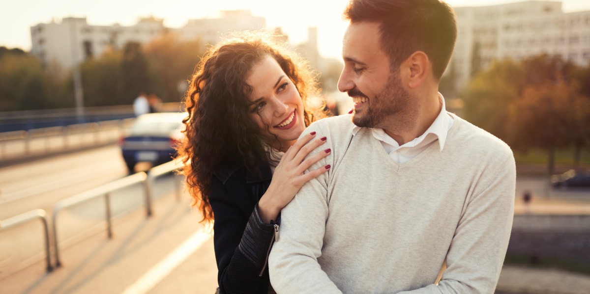 11 Ways To Be Happier & More In Love (Without Trying To Change Your Partner) happy couple