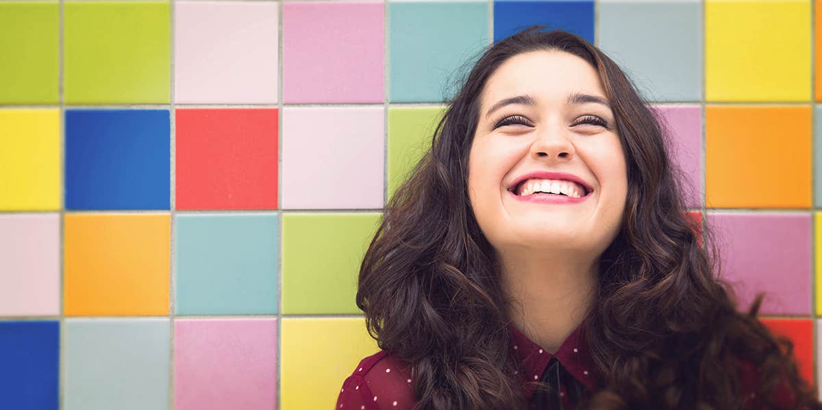 18 Freeing Things That Only Happen When You Learn To Accept Being Alone happy woman