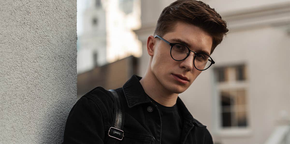 19 Signs Your Boyfriend Is Most Definitely Metrosexual young urban man