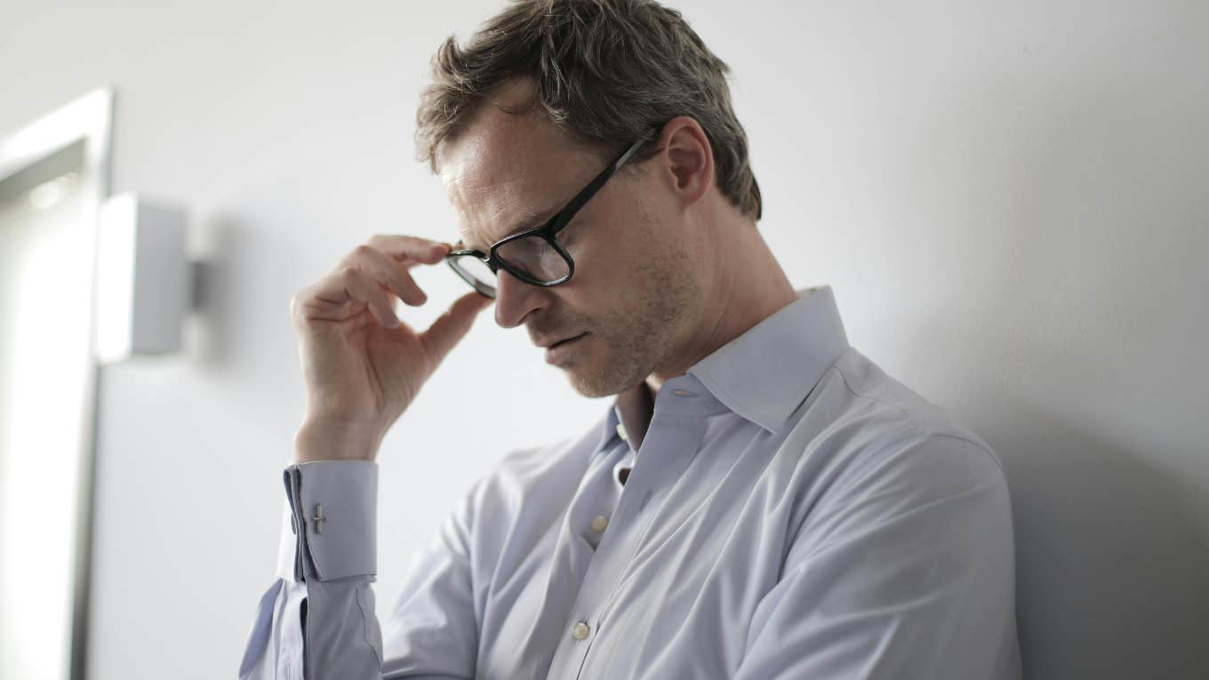 Employee Learns That New Hires Are Being Paid Double His Salary Despite 9 Years Of Loyalty stressed employee