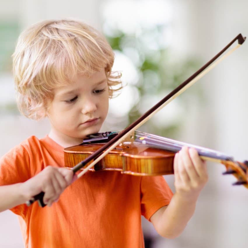 boy playing violin