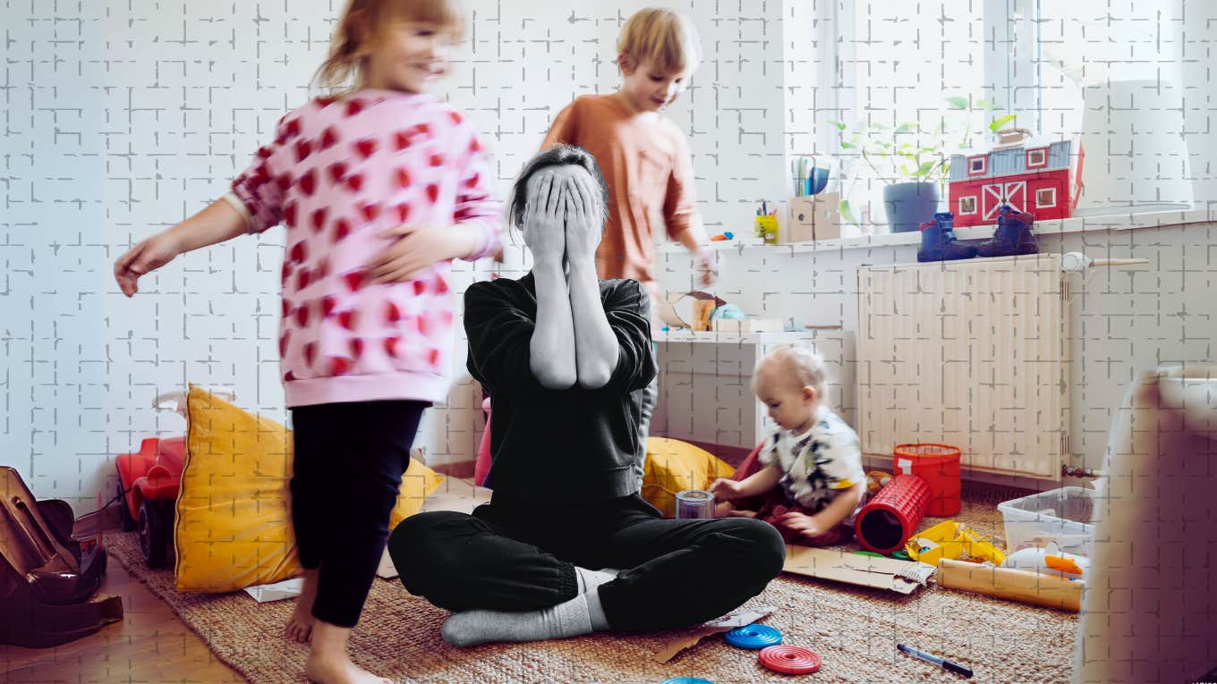 Burned Out From Stress? Here's How Moms Can Stop It From Affecting Their Kids Mother burned out from stress, trying to not let it affect her children