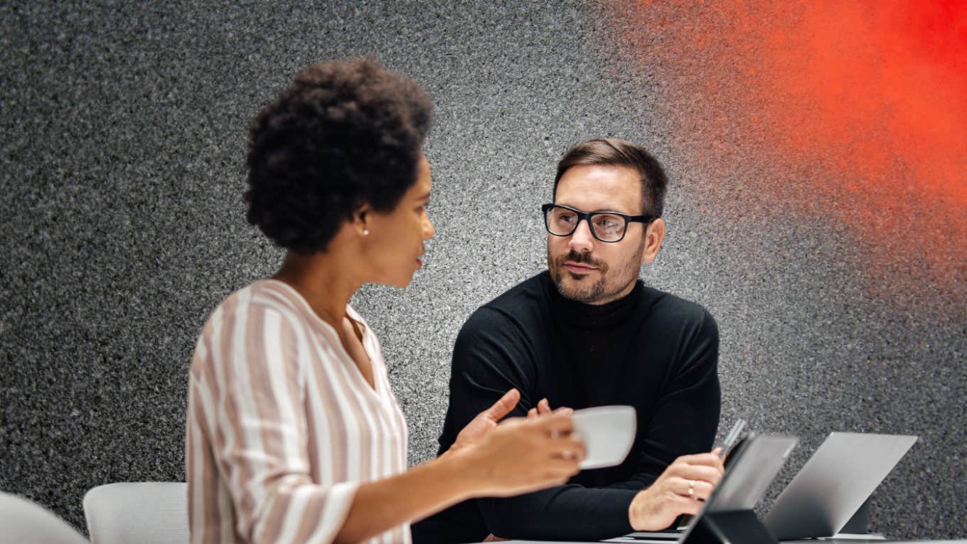 Show to spot a bad workplace and boss during interview Woman talking to potentially bad boss in an interview