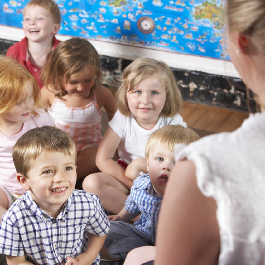 kindergarten class, teacher 