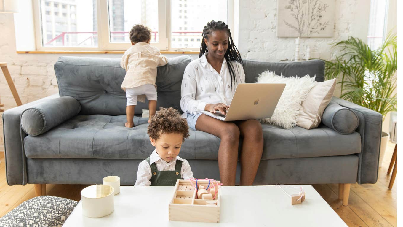 mom working with kids 