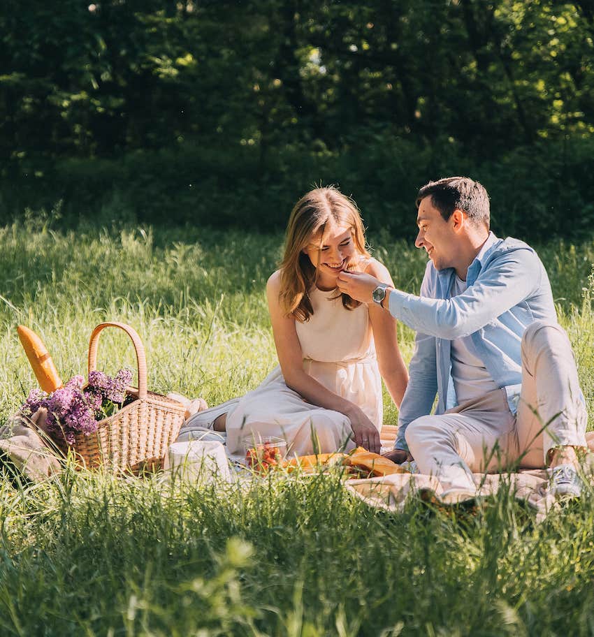 First date on a picnic could lead to true love