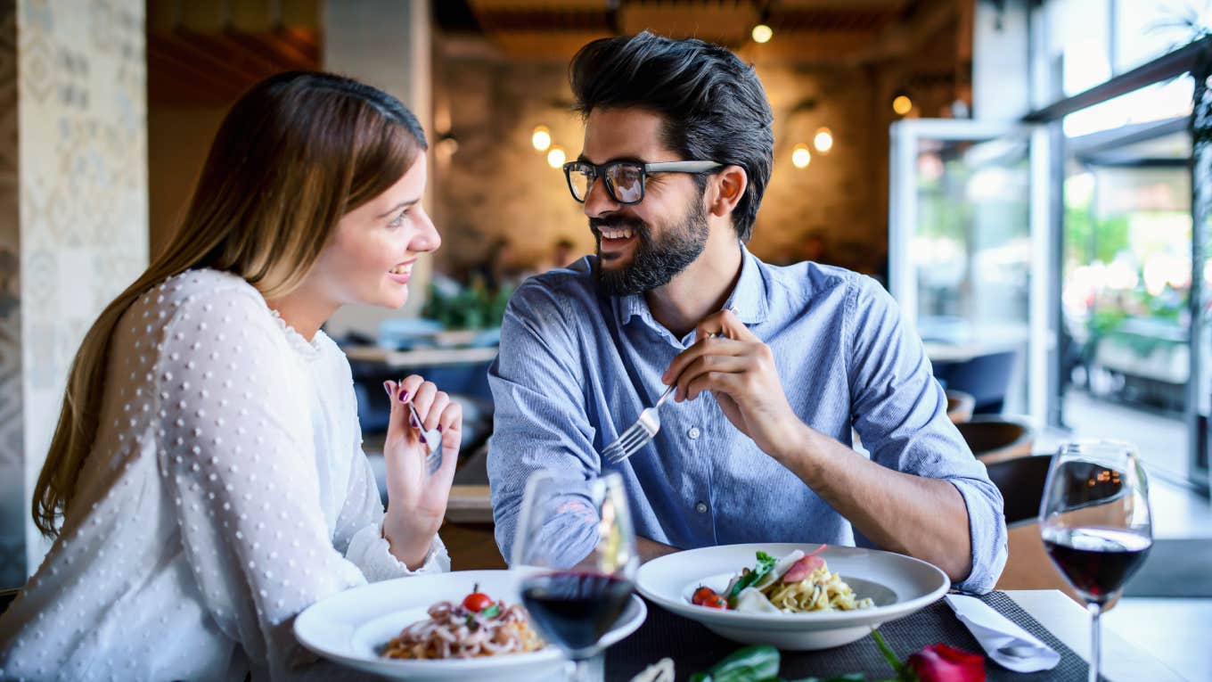 Wife Says She's Not Mad Her Husband Steals Plates & Dishes When He Goes Out To Eat couple enjoying lunch in the restaurant