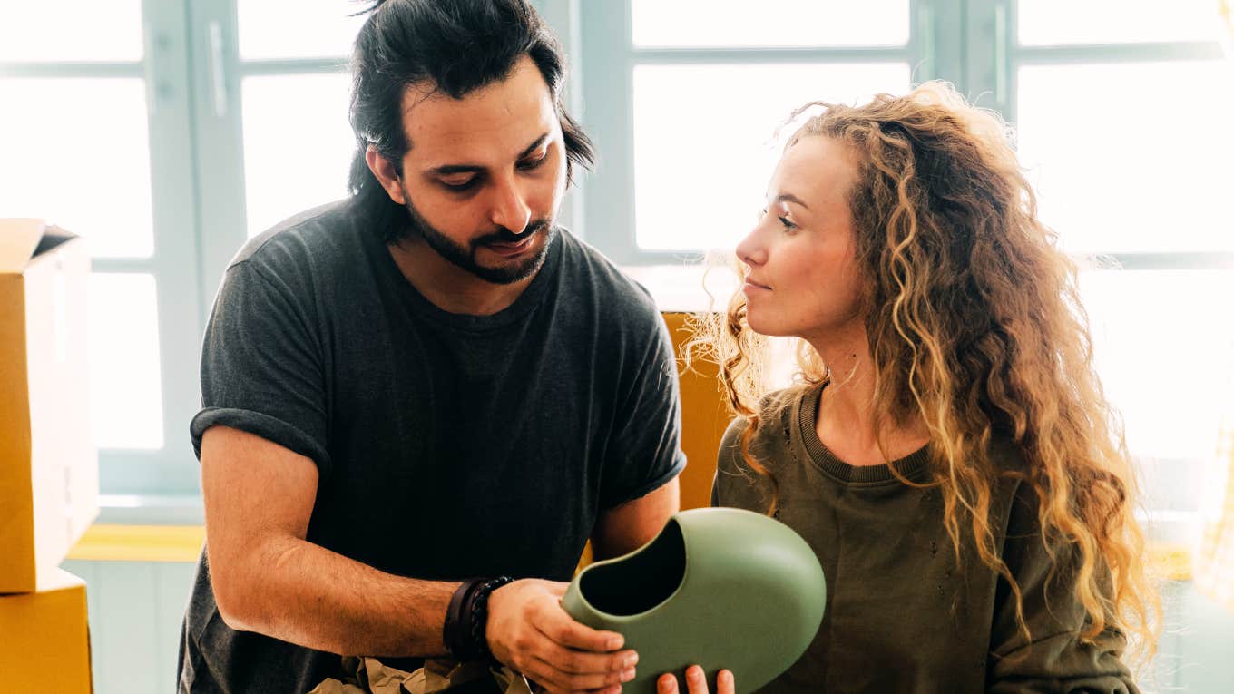 How To Spot Warning Signs Of Depression Or Mental Illnesses Spotting warning signs of depression in spouse
