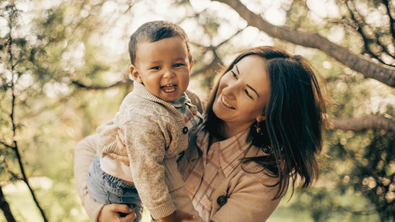 Mom Claims That Babies Aren't Expensive And Those Who Believe They Are Are Just Dramatic mom, young baby