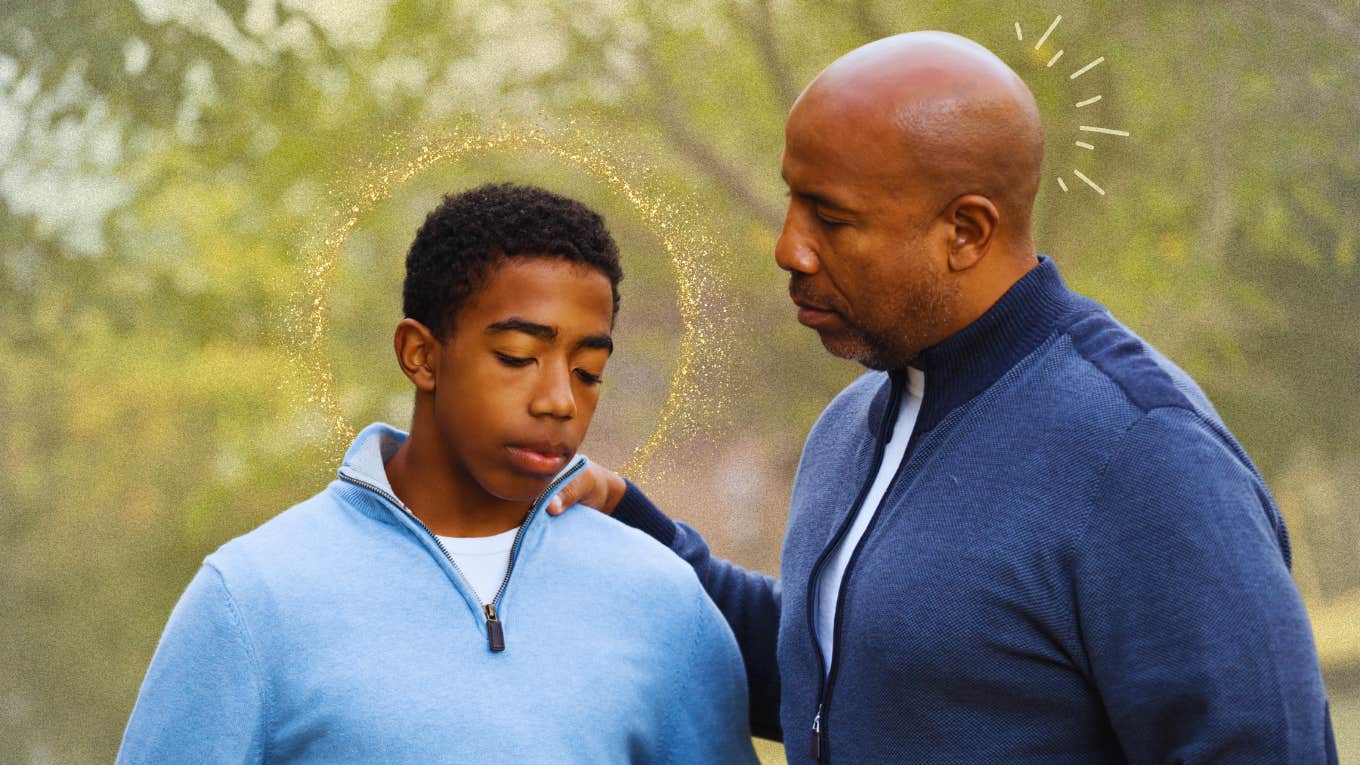 No, Praise Won't Make Your Kid A Narcissist, But THIS Sure Will! Parent realizes praise won't make their kid a narcissist, but something else will.
