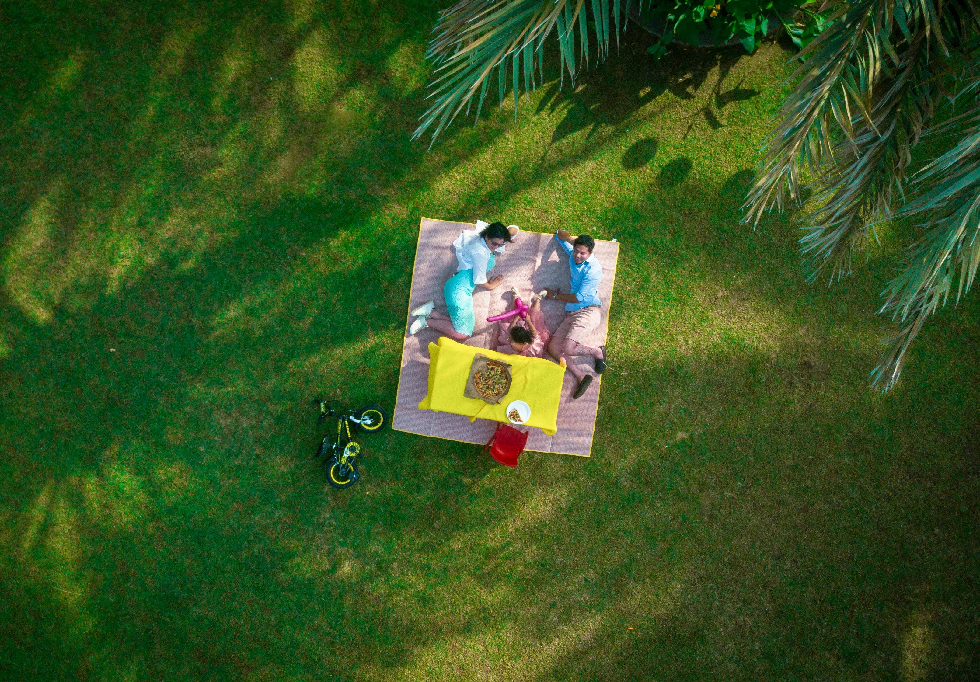 3 Summer Date Ideas That Are Uber-Romantic