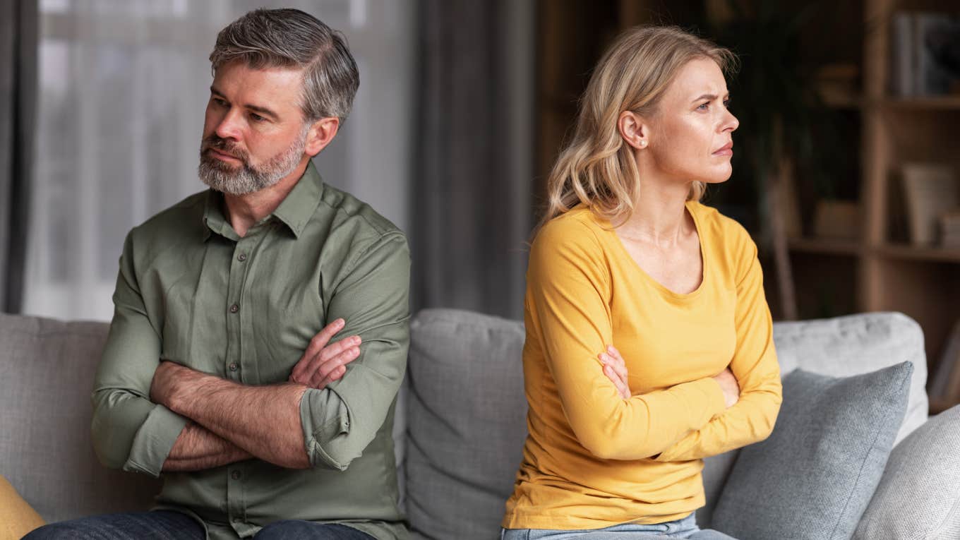 Wife Disheartened After Spending Her 10-Year Anniversary Alone Because Her Husband Refused To Plan Anything angry couple sitting with their backs to each other on couch