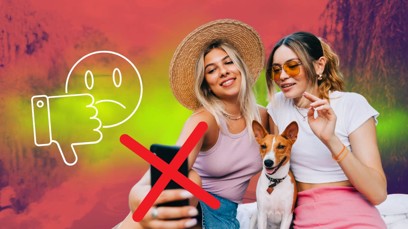 two women take selfie for social media
