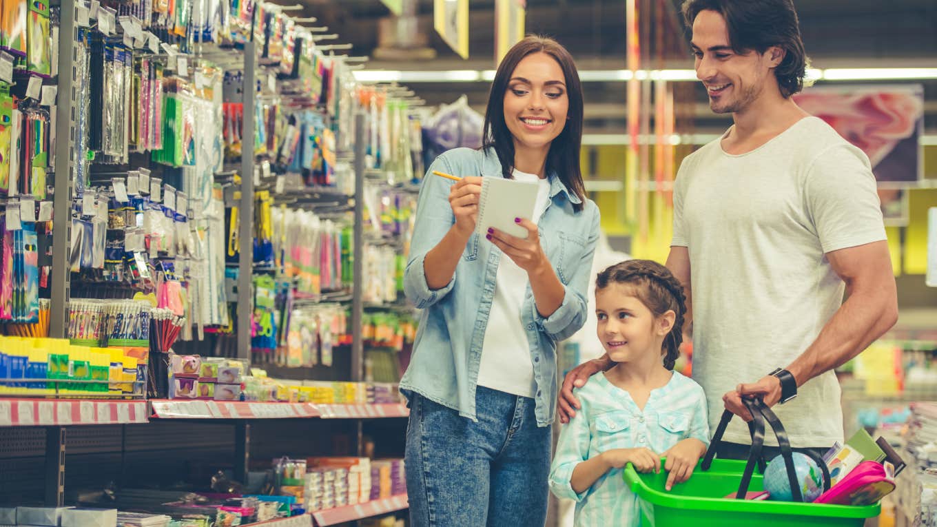 Mom Complains About Spending $100 On Her First Grader's School Supplies parents buying school supplies for child at store