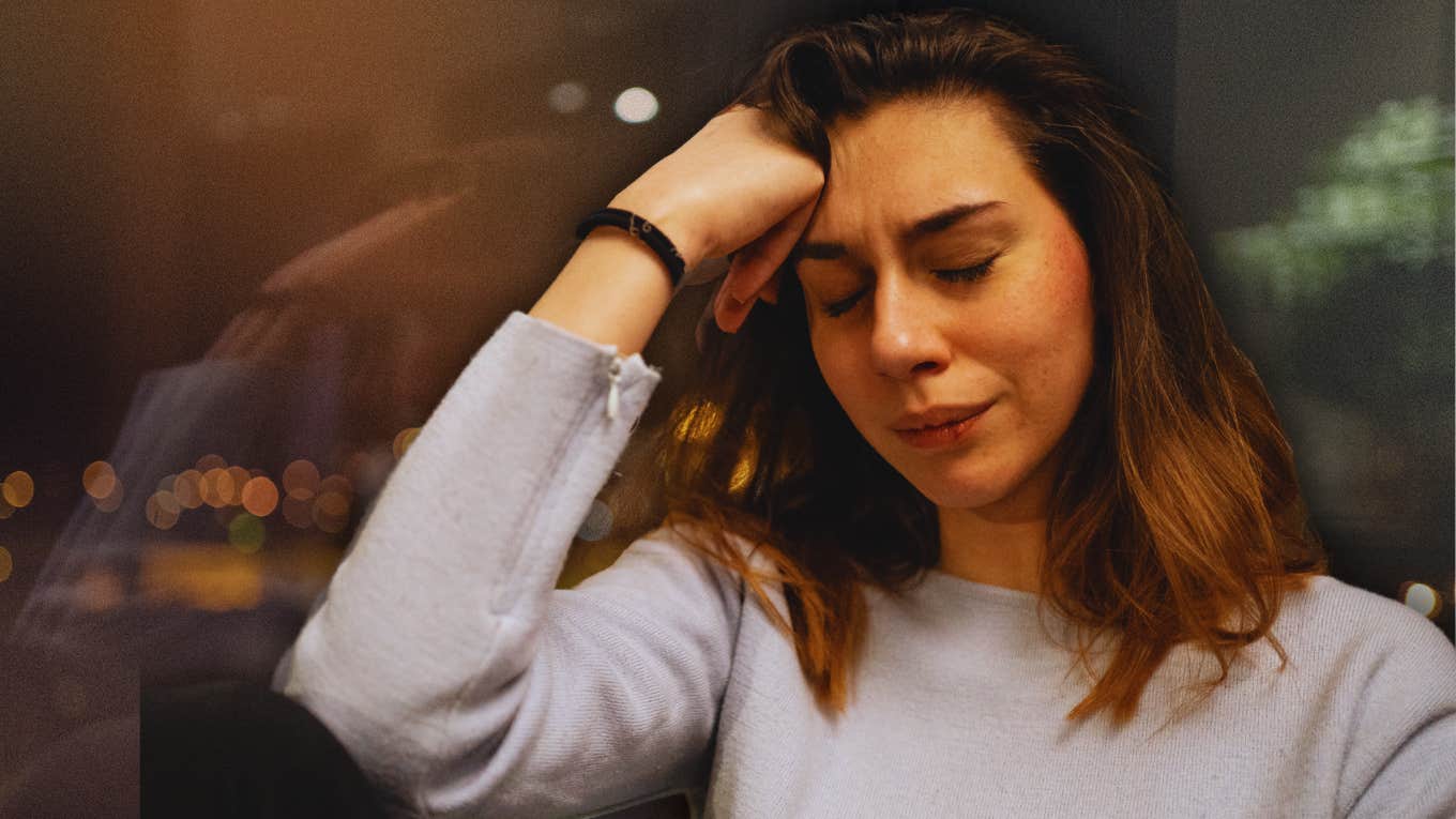 7 'Crimson Flags' That A Relationship Has No Viable Future Woman is crying because she notices the signs her relationship has no future.