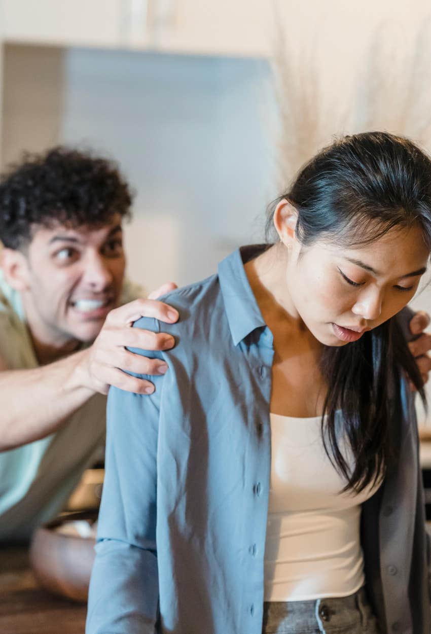 unmistakable signs he's cheating