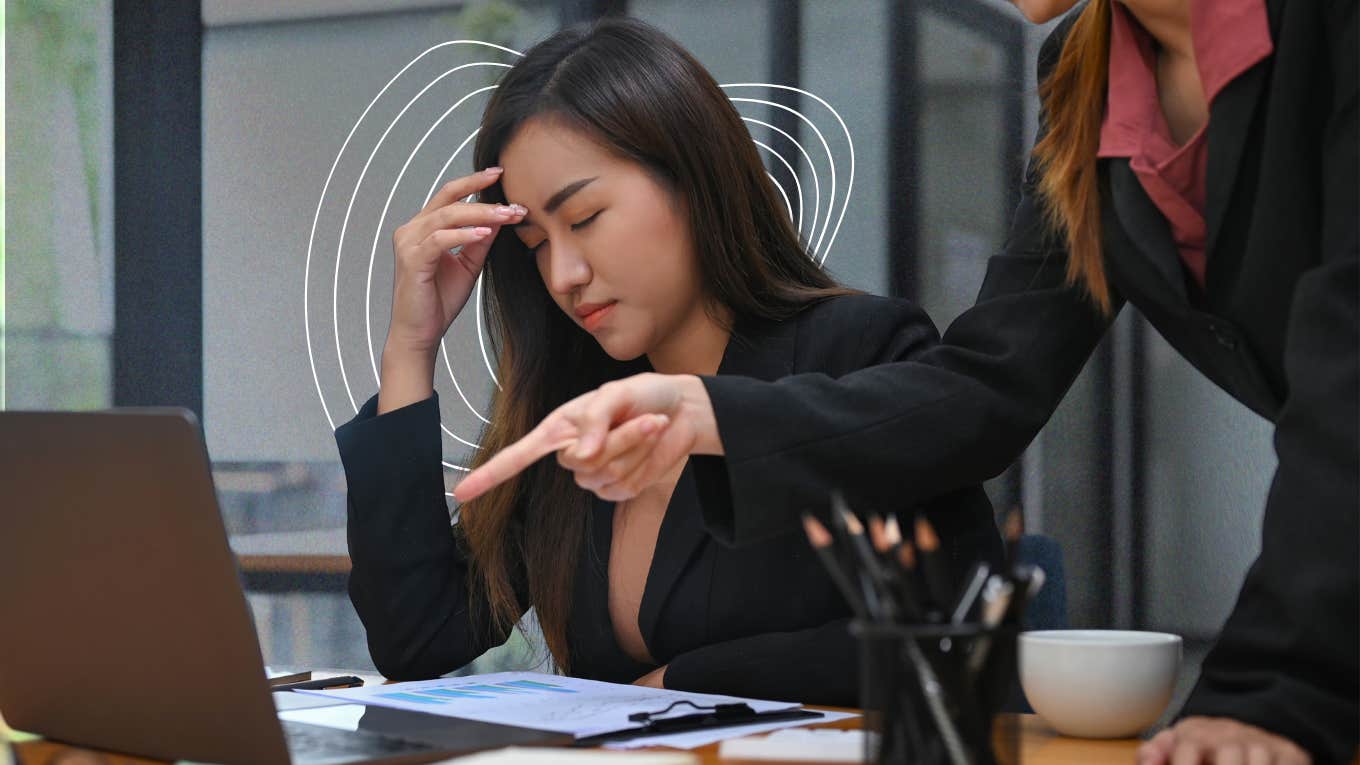 6 Types Of 'Overt' Bullies To Watch Out For At Work Woman has a silent bully at work.