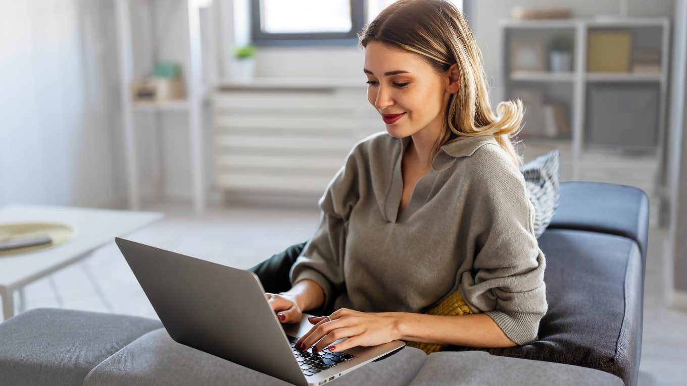 Mom Makes Her Kids Share A Room So She Can Have An Office Space Woman working in her home office while her kids share a room.