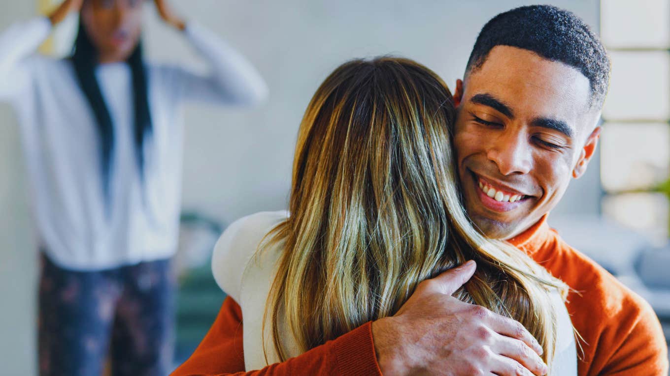 What The 'Perfect' Mistress Looks Like — According To Married Men Married man has the perfect mistress to cheat on his wife with.