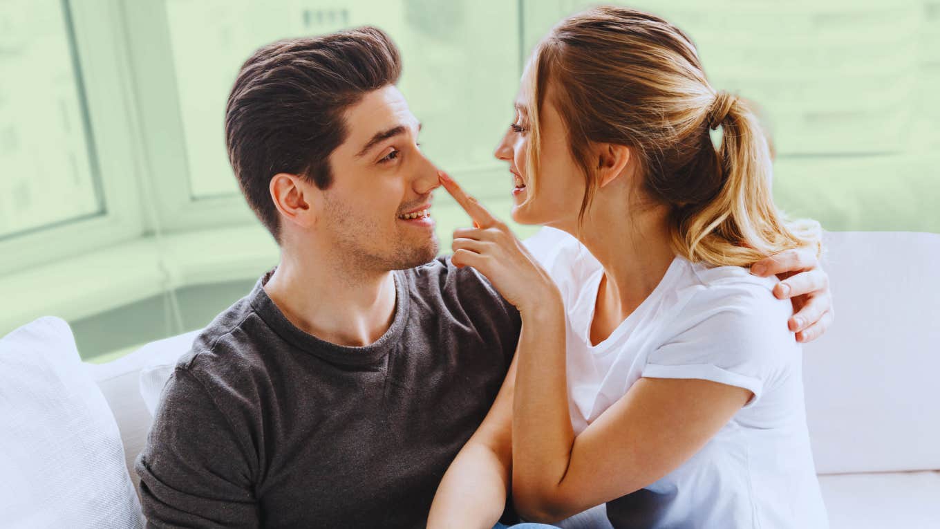 Subtle Tactics Women Use To Attract Men, According To Psychology Woman knows subtle tactics to attract men.