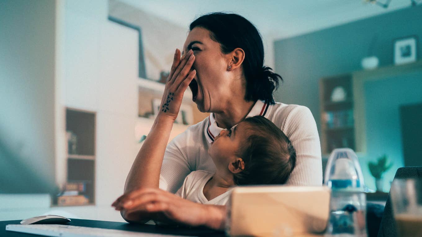 The 'Exhausted Mom' Habit That'll Bring Tired Parents Closer To Their Kids Exhausted mom has habits that bring her closer to her kids.