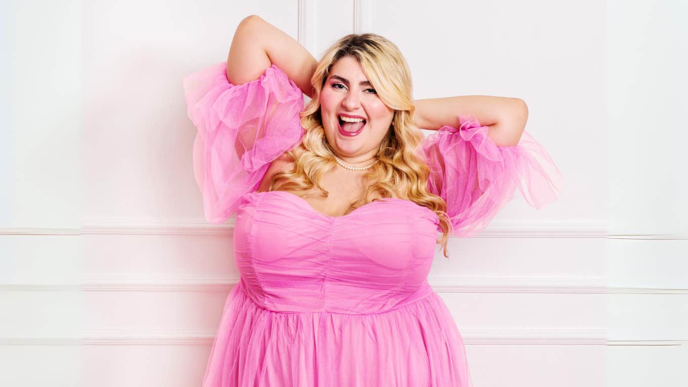 If You Want More Confidence, It's Time To Accept These Essential Truths Confident woman