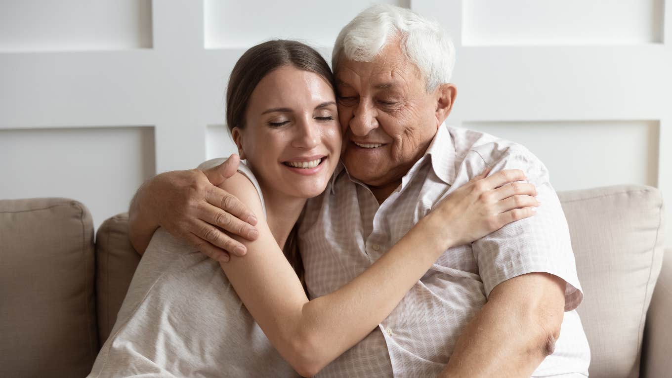 28-Year-Old Woman Shares How She Became Best Friends With A 98-Year-Old Man Young woman is friends with an elderly man