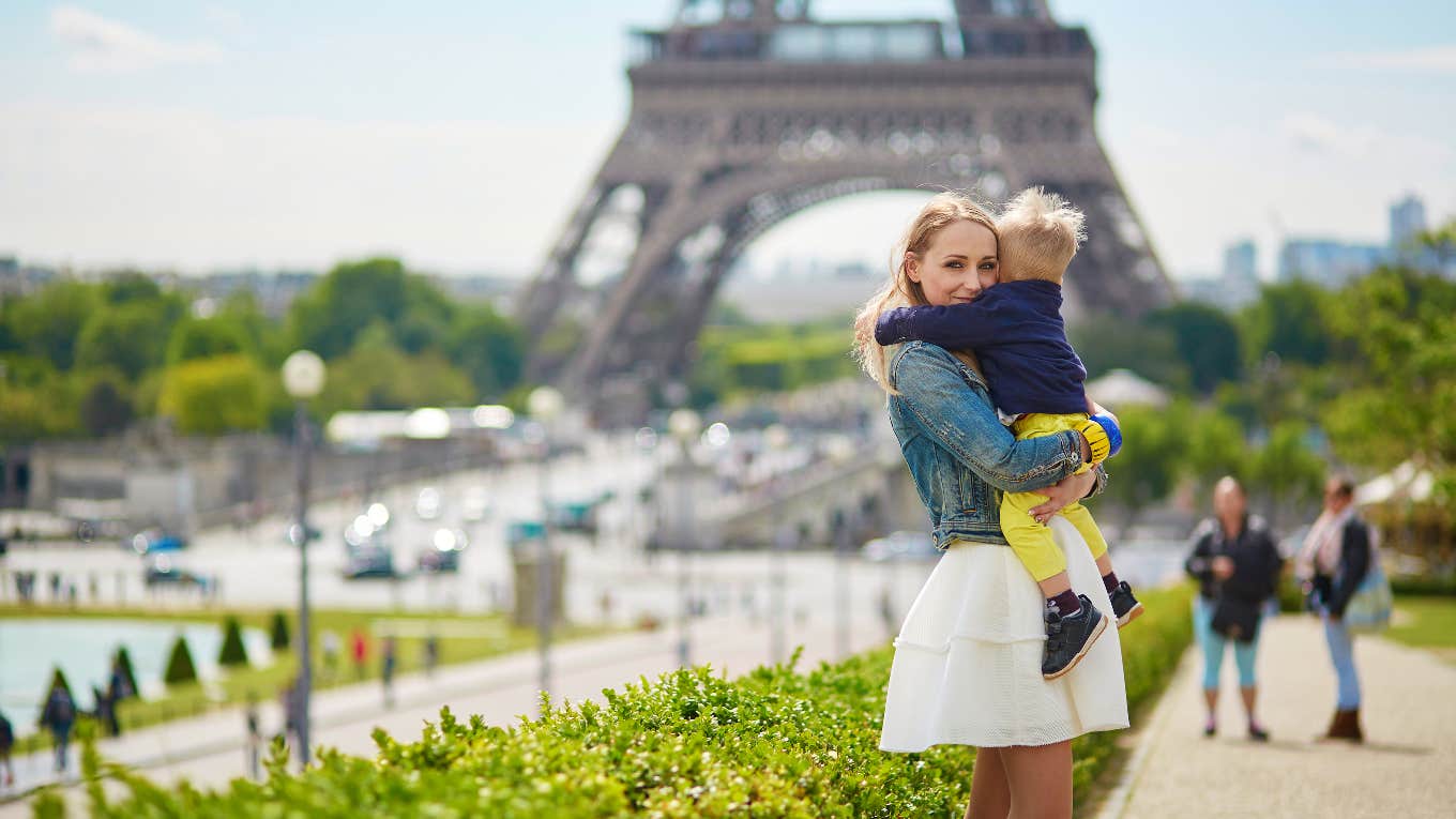 American Mom Shares The Five Ways She’s Permanently Changing Her Parenting Style To The French Way After Spending Two Months Living Abroad American mom and child in France