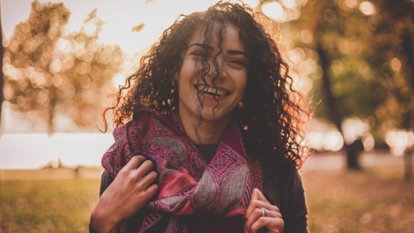 'Boomer' Habits The Happiest Millennials Avoid, According To A Psychologist Happiest millennial avoids boomer habits.