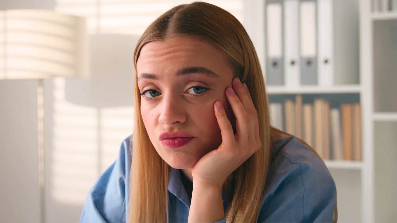 Calm But Witty Phrases To Say When Someone Is Being Rude rude woman looking annoyed
