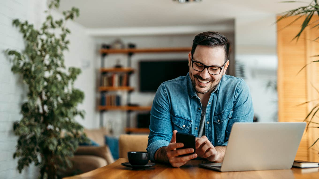 Man Receives Message From High School Classmate 20 Years After Graduating Thanking Him For A Compliment Happy man reading messages from former classmate
