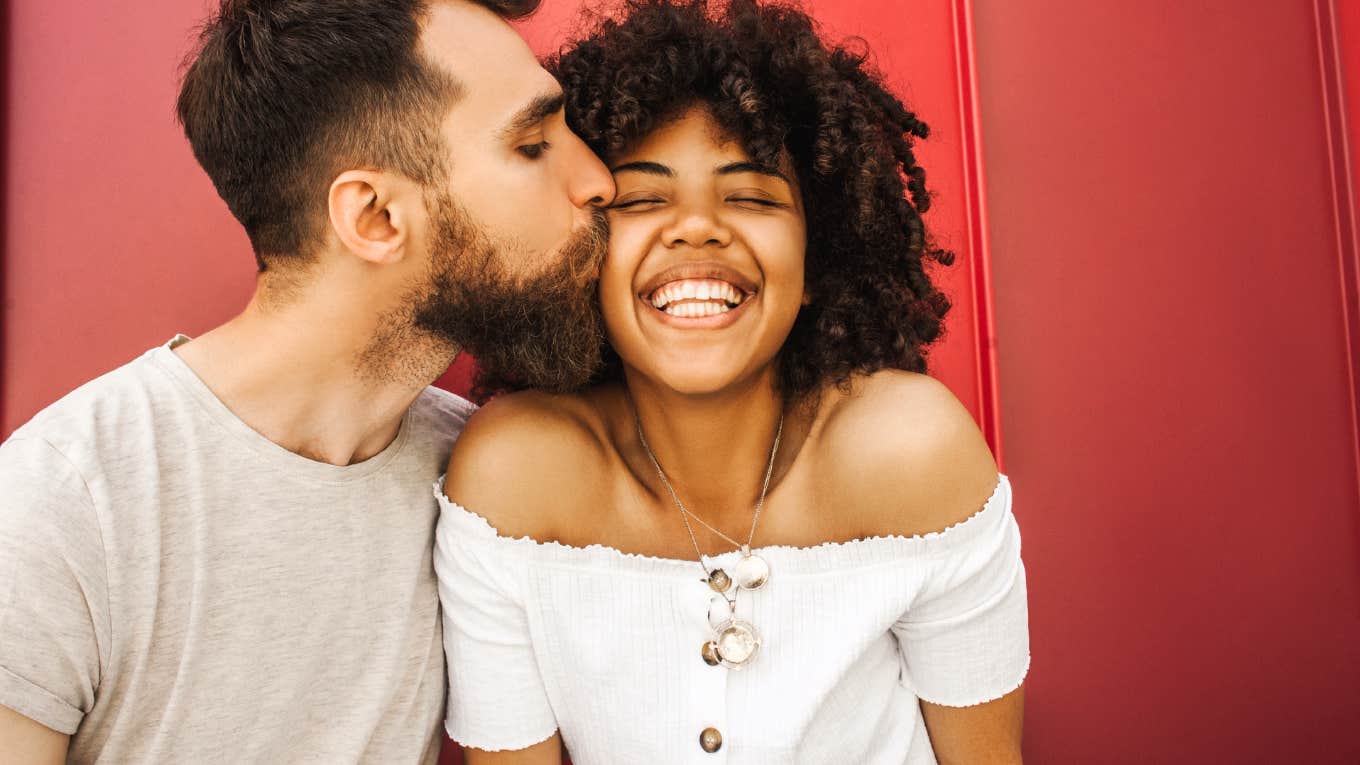 Signs your marriage is healthier than the average couple Couple in a healthy marriage.