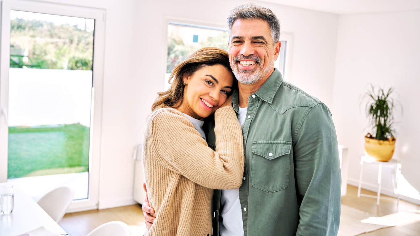 Totally Different Relationship Rules People Must Follow After Age Forty Mature couple in relationship posing in house.