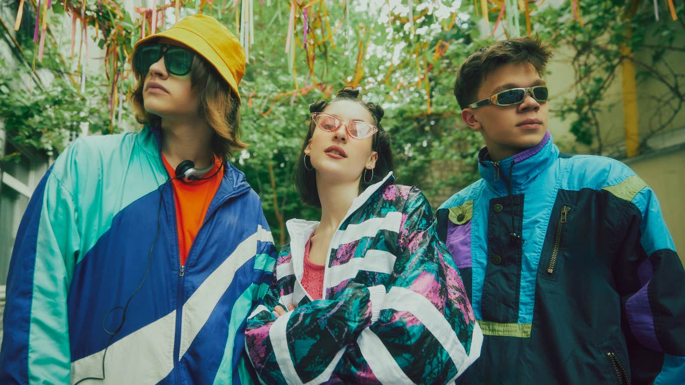 Sad Ways Being A Teenager Was Never The Same After The 1990s teenagers in the 90s fashion
