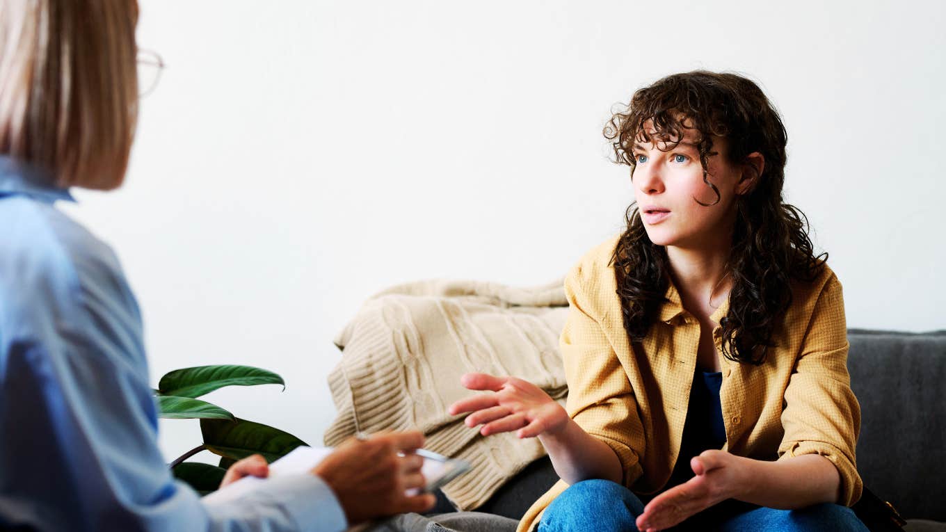 Your Therapist Should Never Look Down On Your Politics Woman speaking to her therapist.