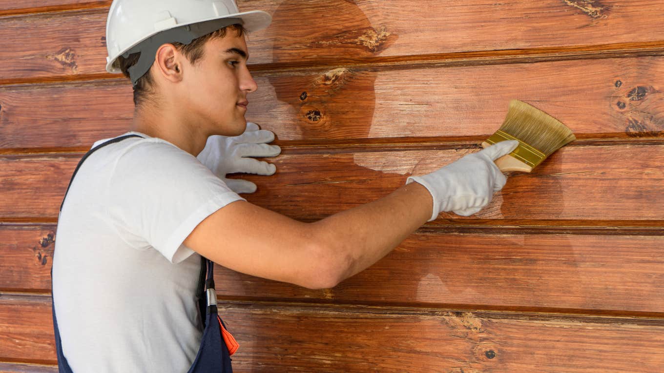 HOA Requests Homeowner Repaint Their Slightly Faded House HOA Requests Homeowner Repaint Their Slightly Faded House