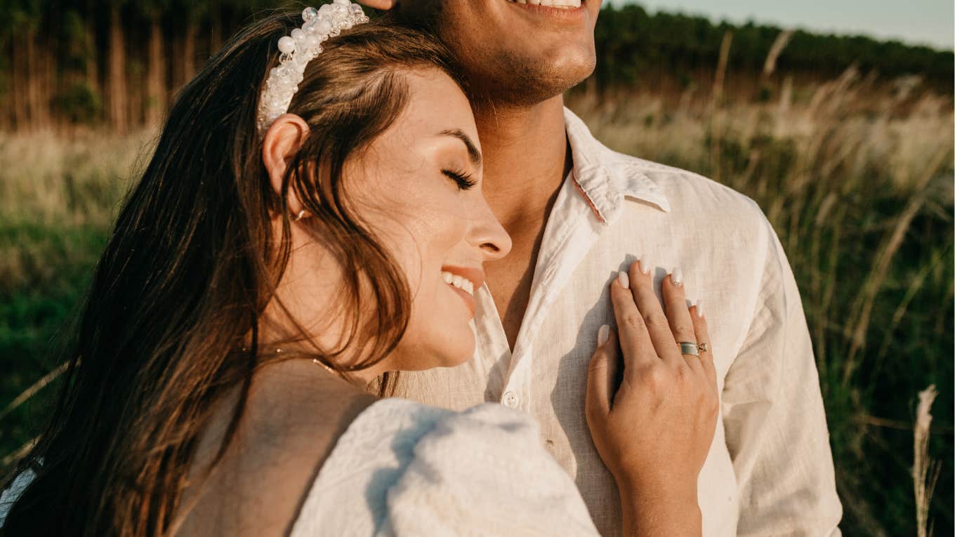 Women Who Marry For These Reasons Far More Likely To Divorce, Says Psychology Woman marries for reasons that will likely lead to divorce.