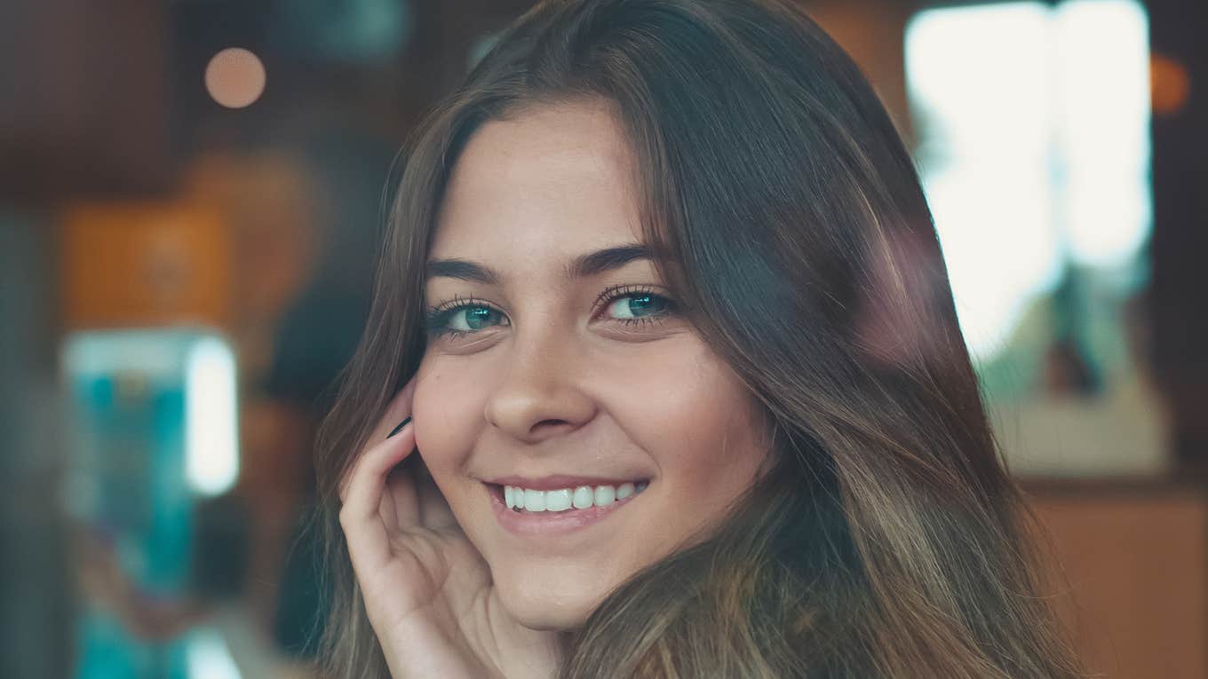 Rare Signs You've Already Found Your Heartmate, According To Psychology Woman notices the signs she found her heartmate already.