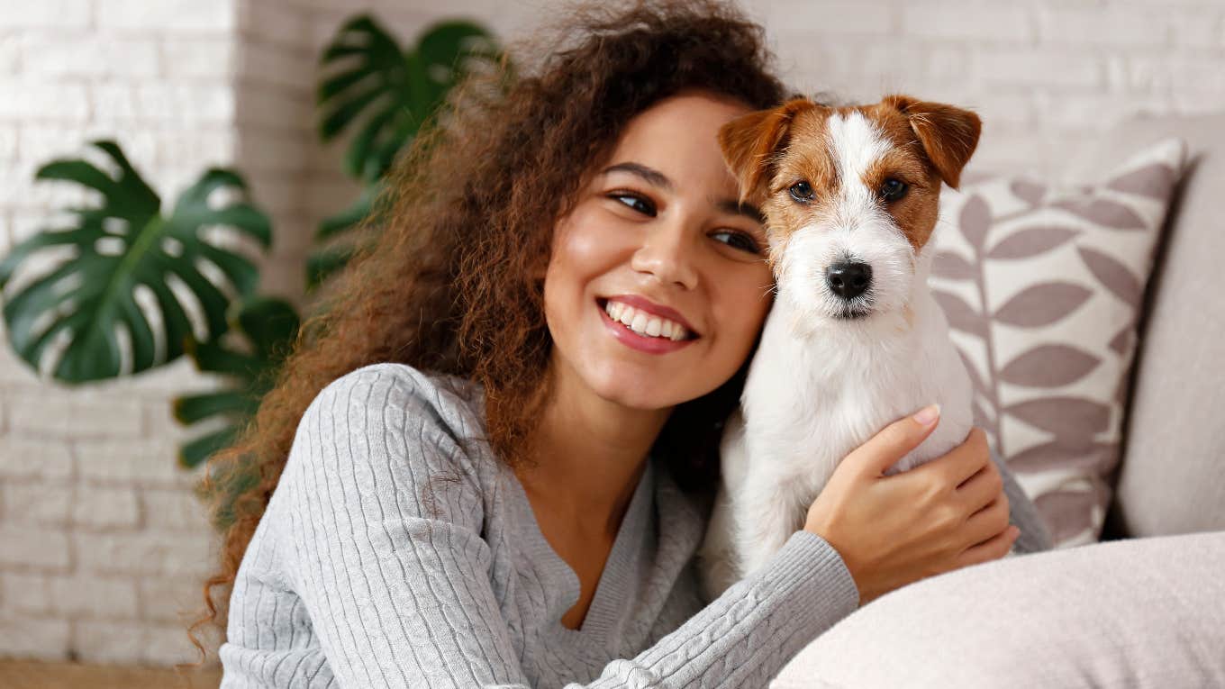 Swedish Dog Owner Says It’s Not Responsible For Americans Who Work Full-Time To Own A Pet American pet owner hugging her dog