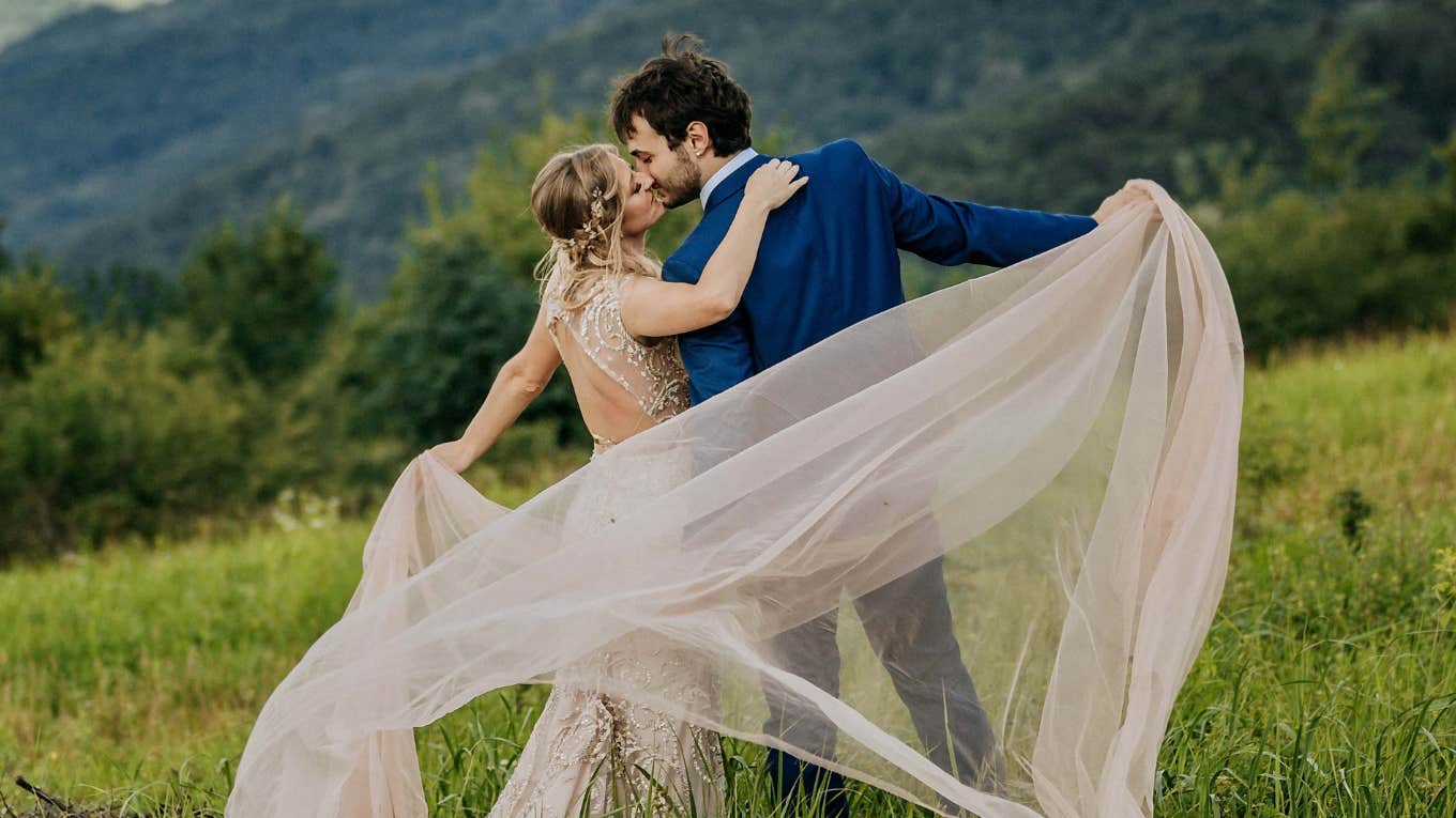 Psychology Says If You Can Master These Skills, You'll Always Be The Woman That Gets A Man To Commit Woman master the skills to get a man to commit to her.