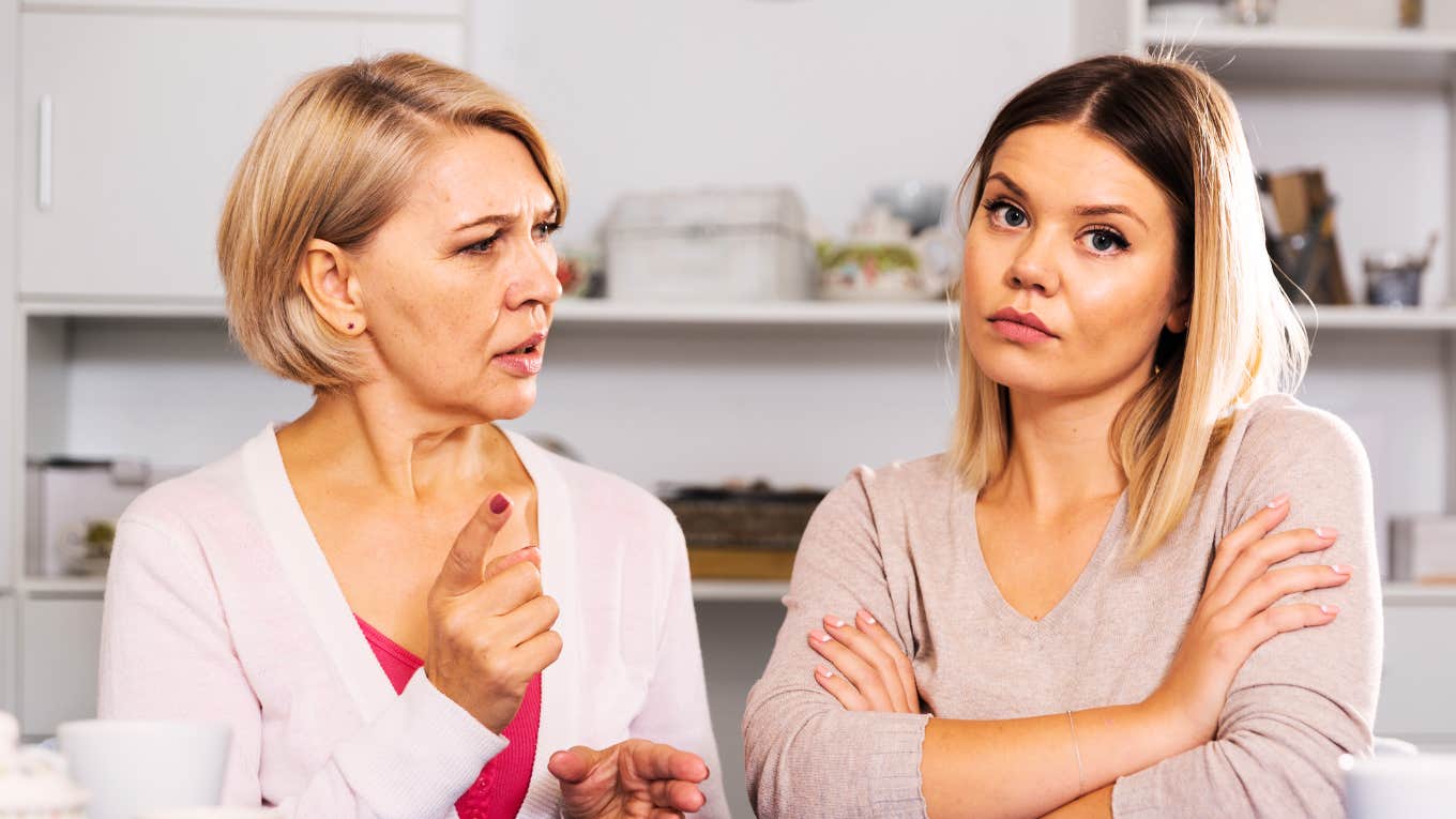 People Who Have Bad Relationships With Their Moms Always Do These Things Woman who has a bad relationship with her mom.