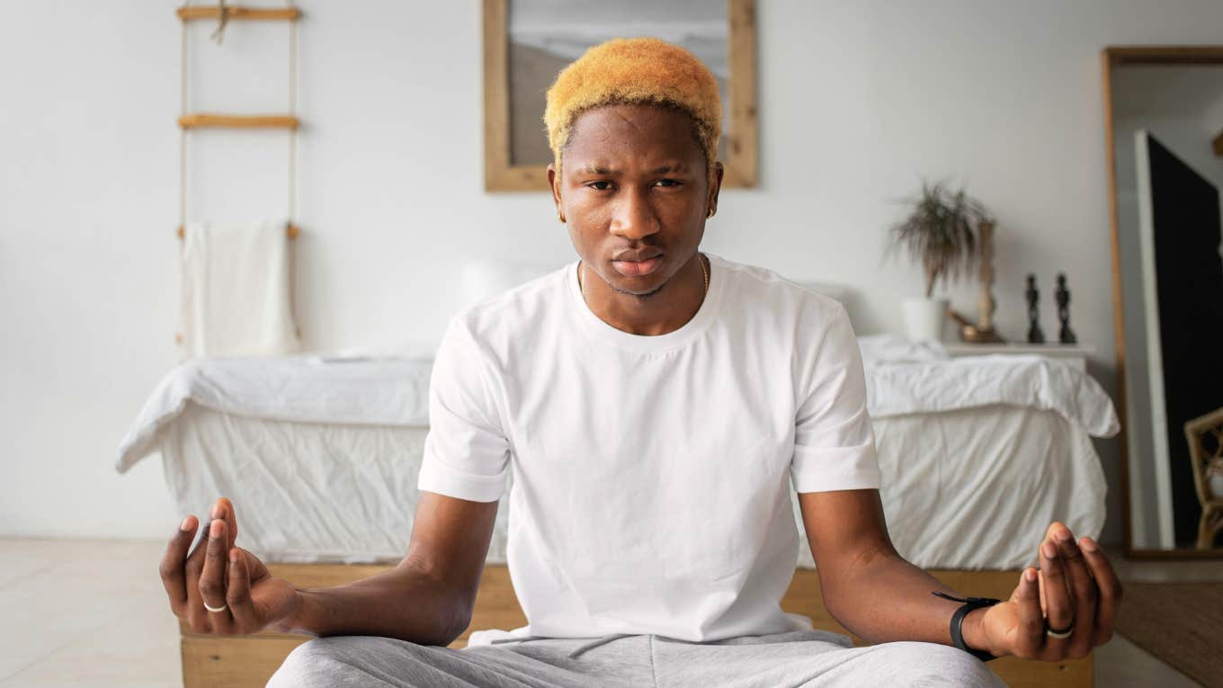 Psychology Says If You Can Master These Skills, You'll Have Mental Clarity Well Into Your eighties Man mastering mental clarity.