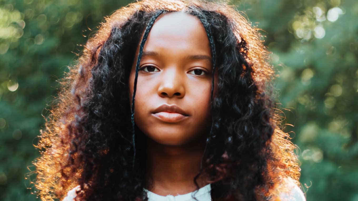 Kids Who Feel Safe And Protected When Their Siblings Pick On Them Have Parents Who Do These Things Kid who feels safe and protected when siblings pick on them.
