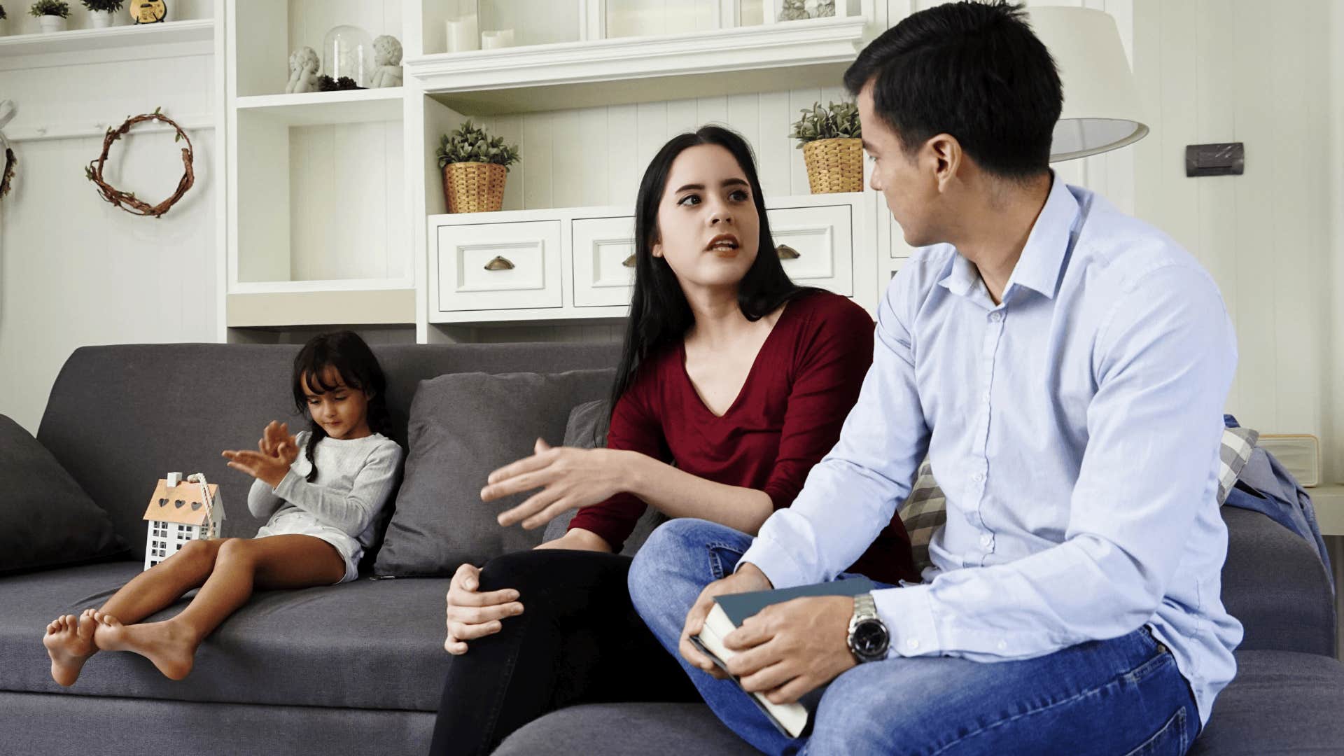 couple with kid talking as amrriage tip