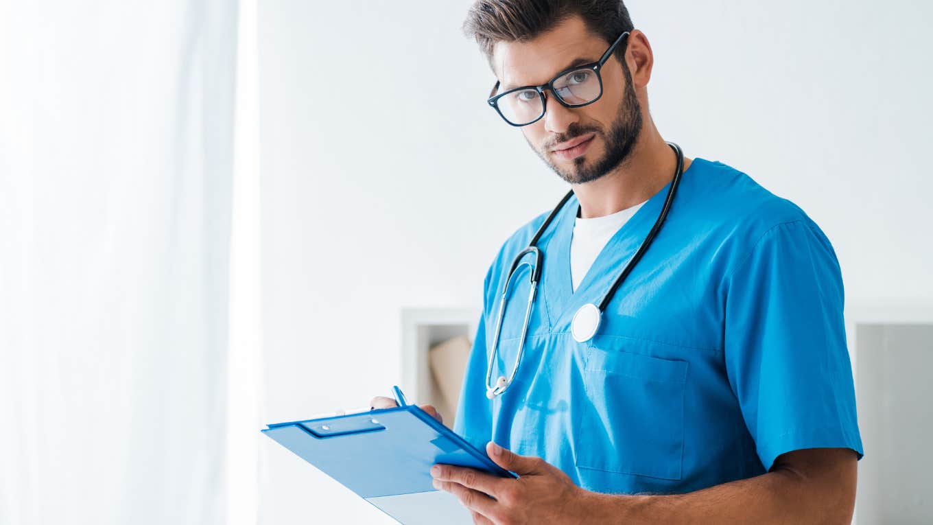 Nurse Says Only Hospital Staff That Voted For Trump Should Treat Patients With Measles Nurse who didn't vote for Trump doesn't want to treat patients with measles