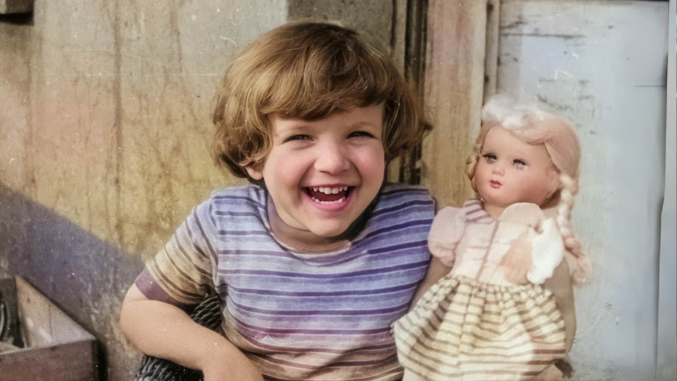 Your Parents Did An Amazing Job Raising You If You Had These Old-School Rules In Your Home Vintage photo of a young child who's parents did an amazing job raising them in home with old school rules.