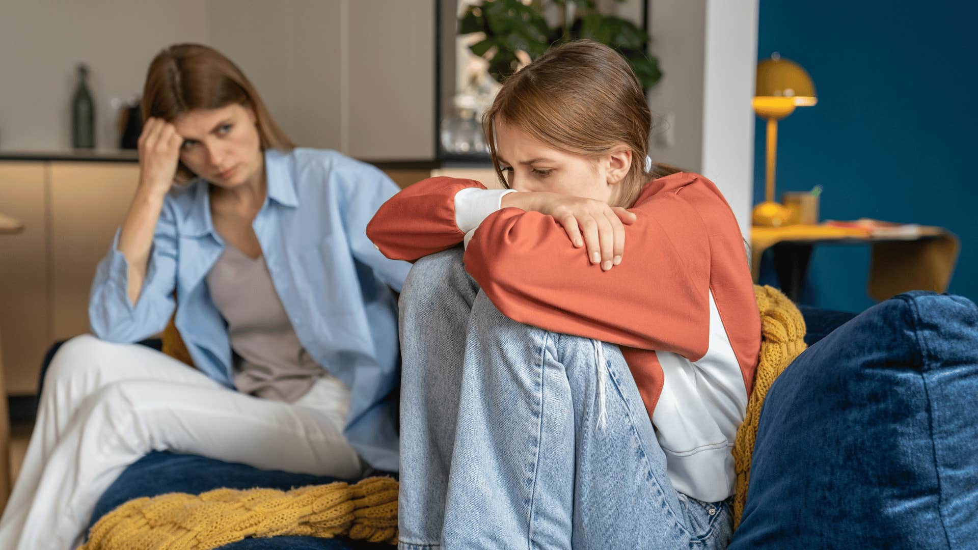 mom lecturing daughter