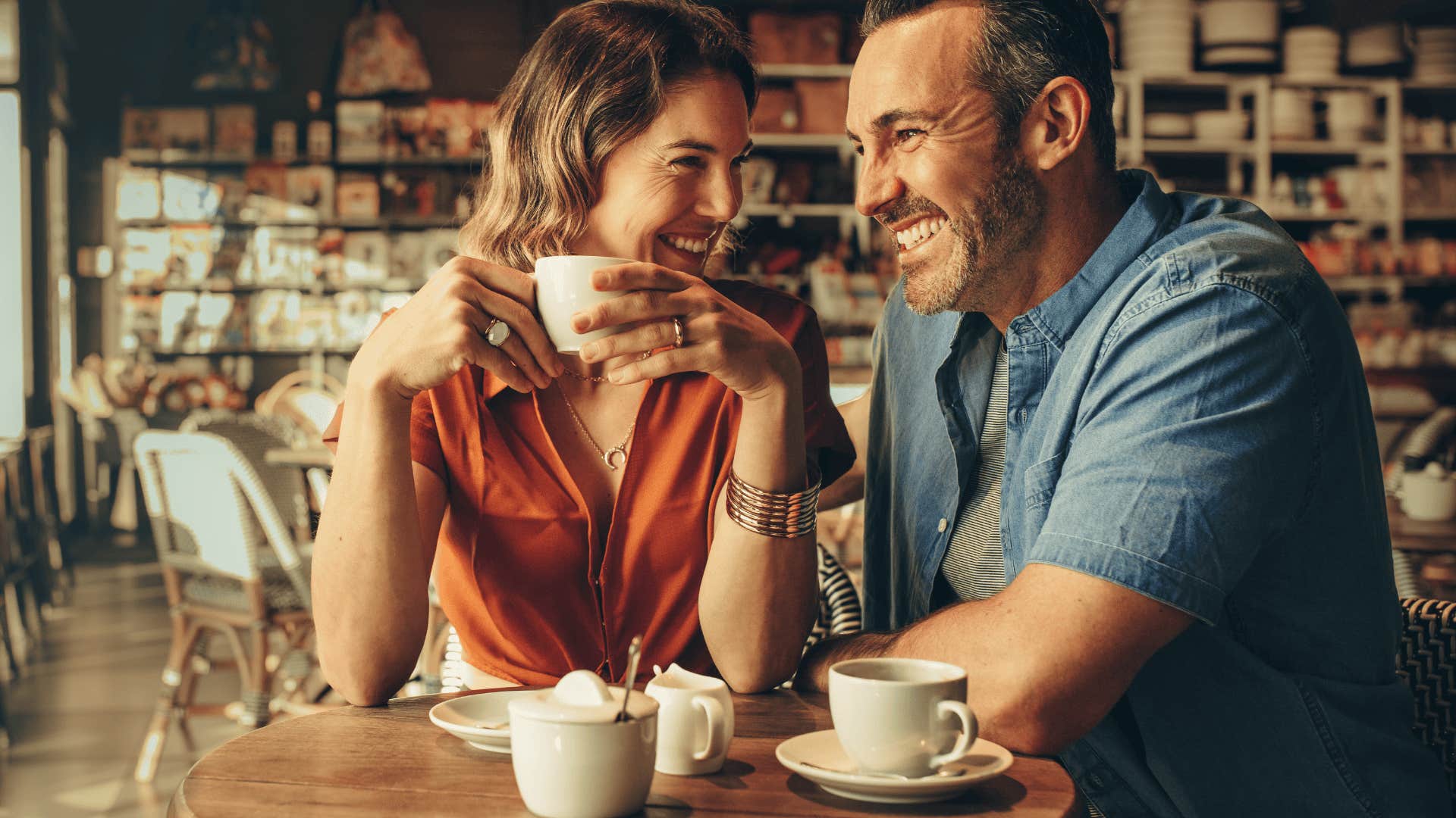 smiling woman with man that makes her totally unforgettable