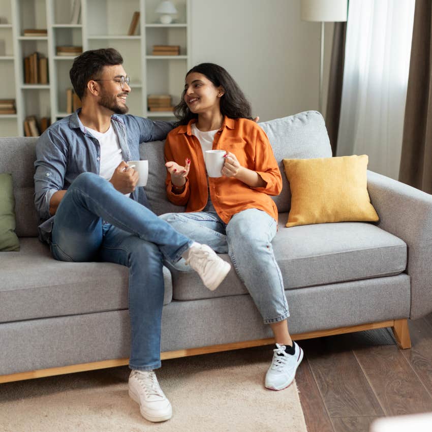 couple talking that know relationship secrets
